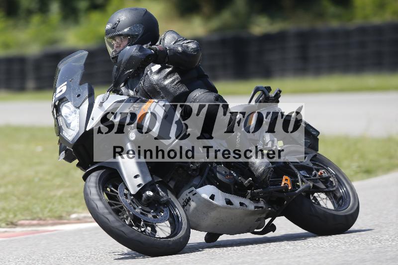 /27 12.06.2025 Ducati Schweiz Trackday Warmup  ADR/gruen-vert/35